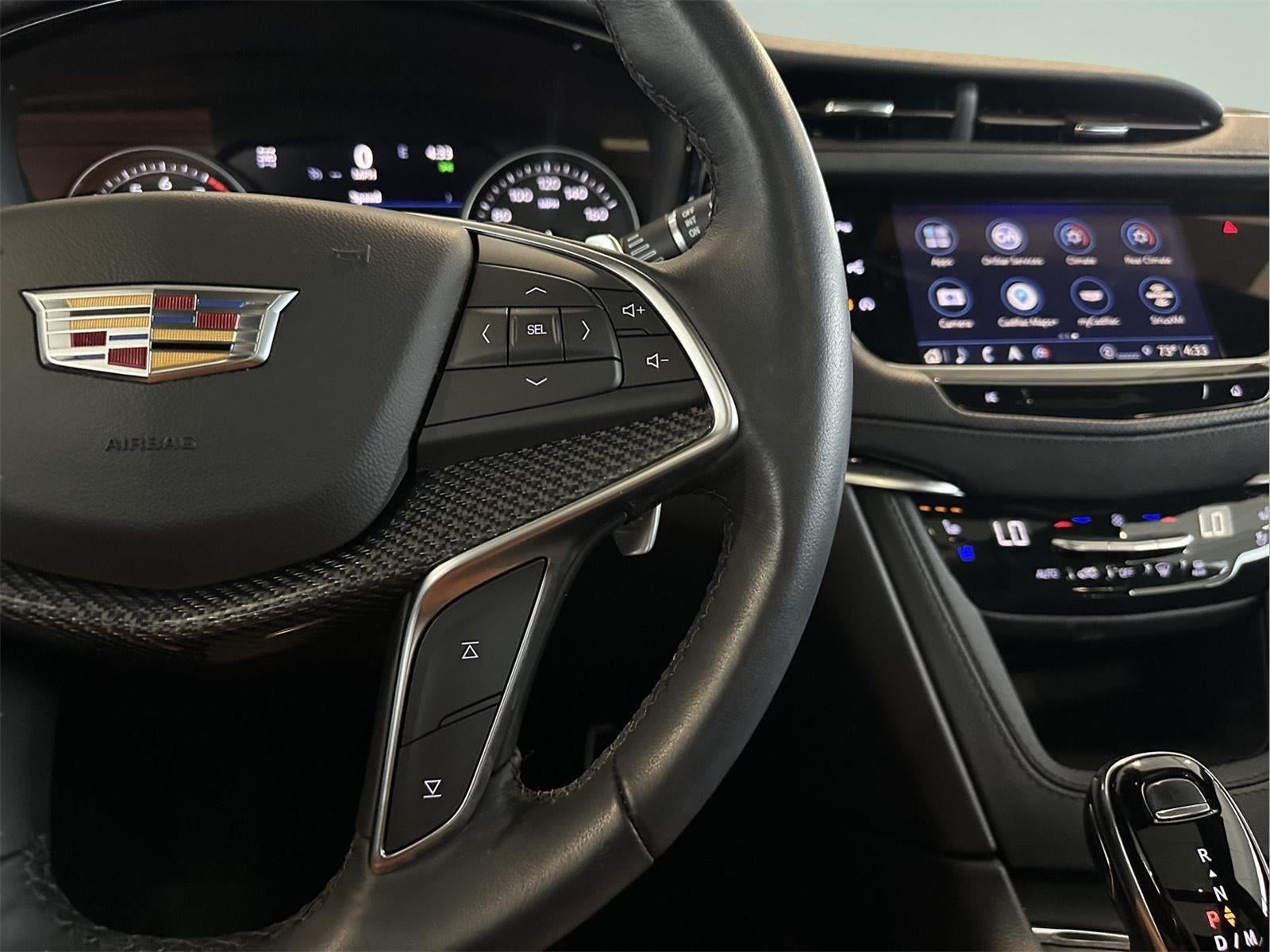 2025 Cadillac XT5 Sport