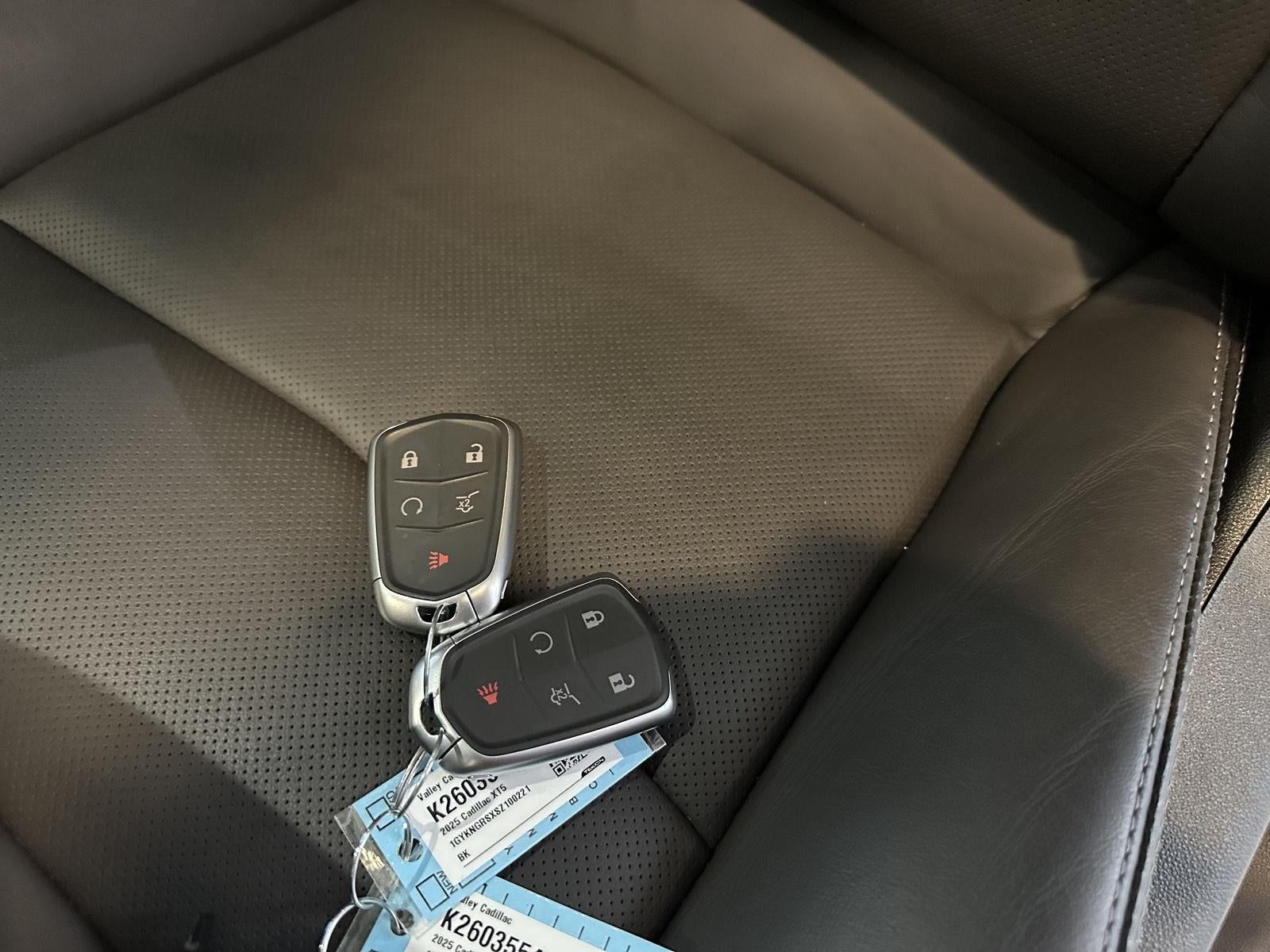 2025 Cadillac XT5 Sport