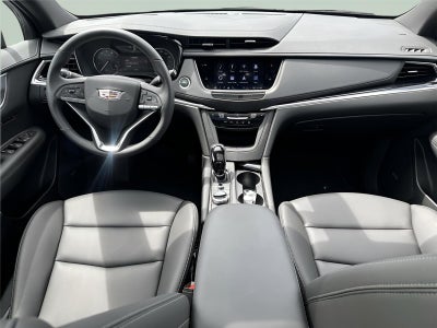 2025 Cadillac XT6 Luxury