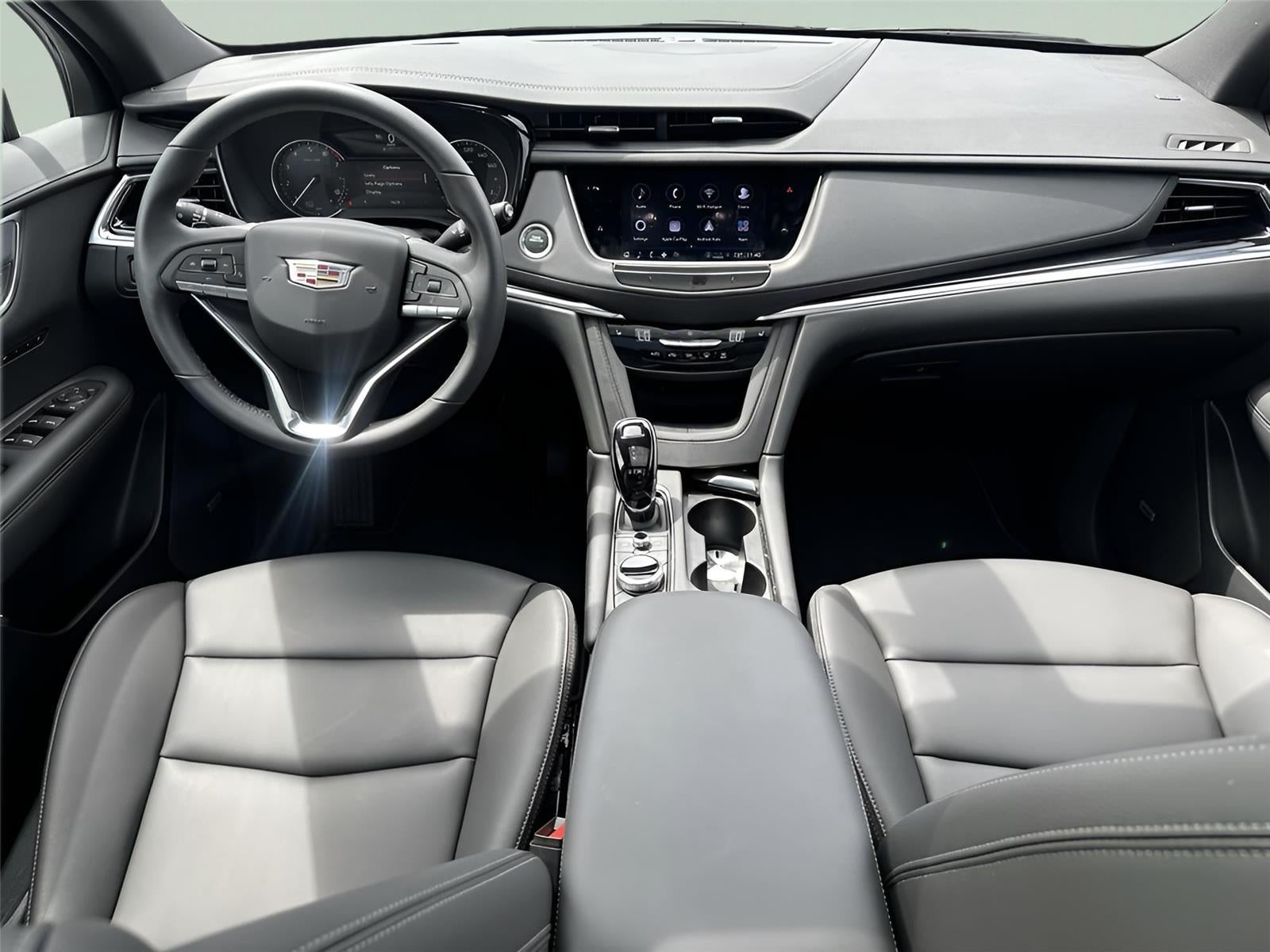 2025 Cadillac XT6 Luxury