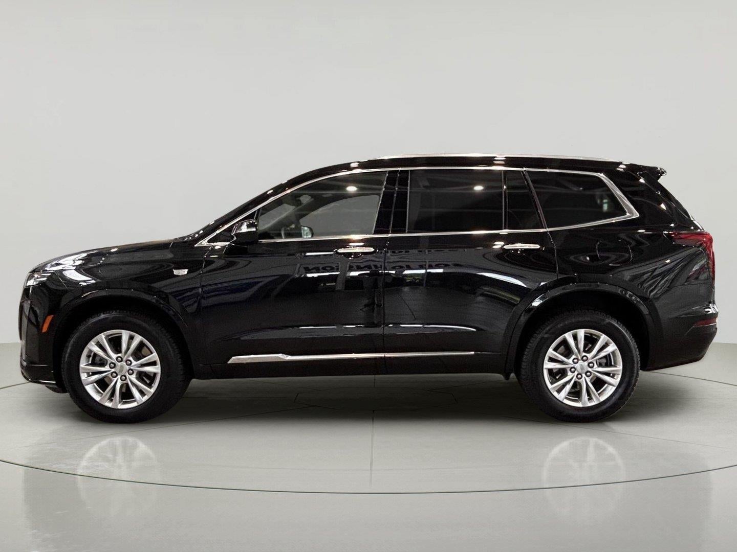 2024 Cadillac XT6 Luxury