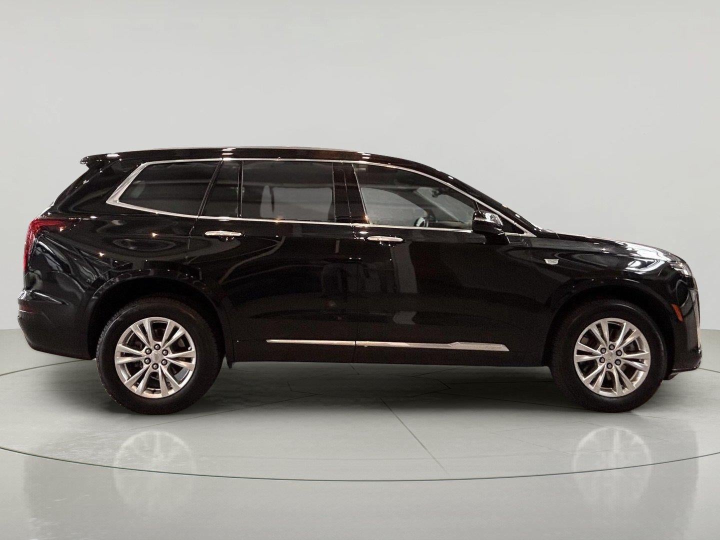 2024 Cadillac XT6 Luxury