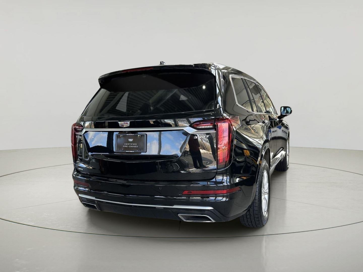 2024 Cadillac XT6 Luxury