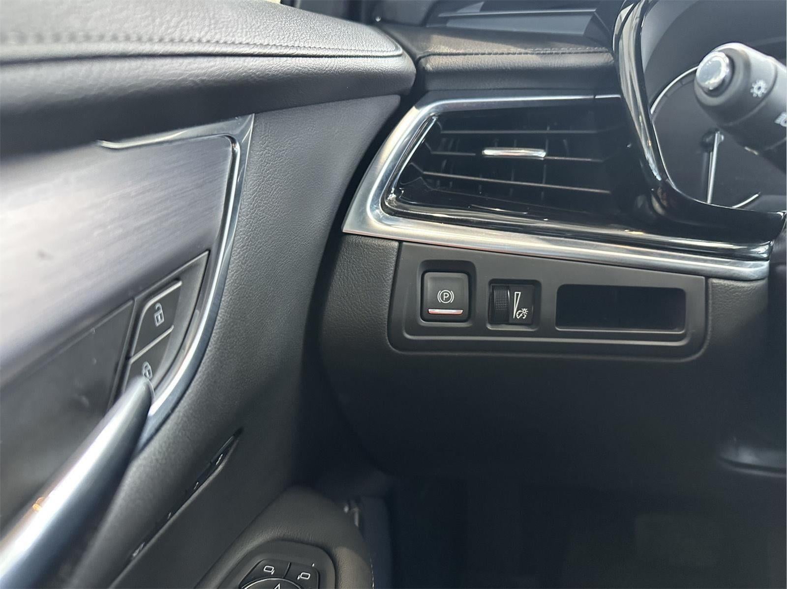 2024 Cadillac XT6 Luxury