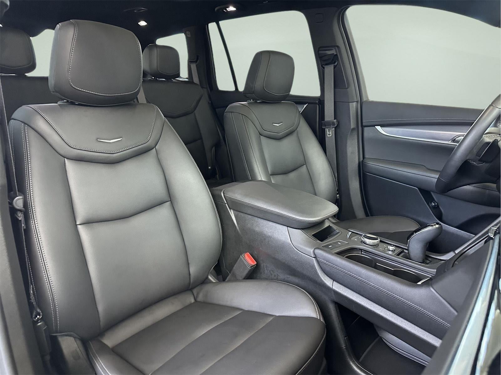 2024 Cadillac XT6 Luxury