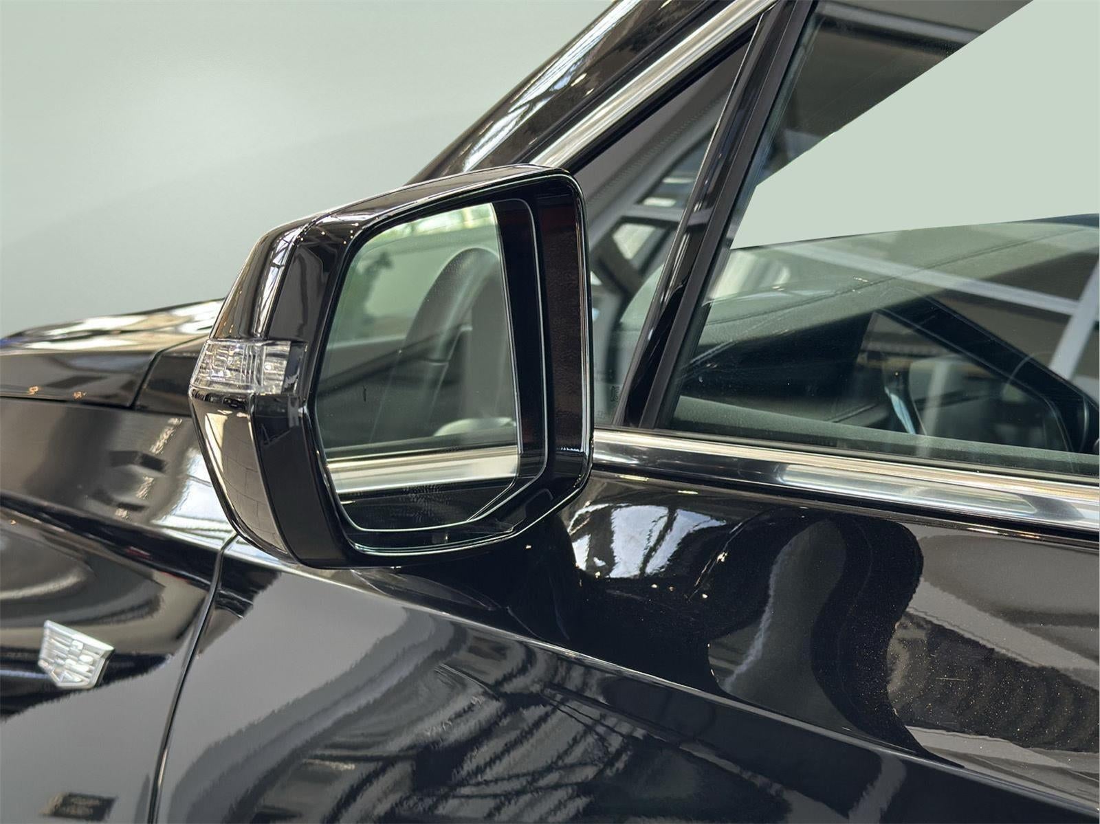 2024 Cadillac XT6 Luxury