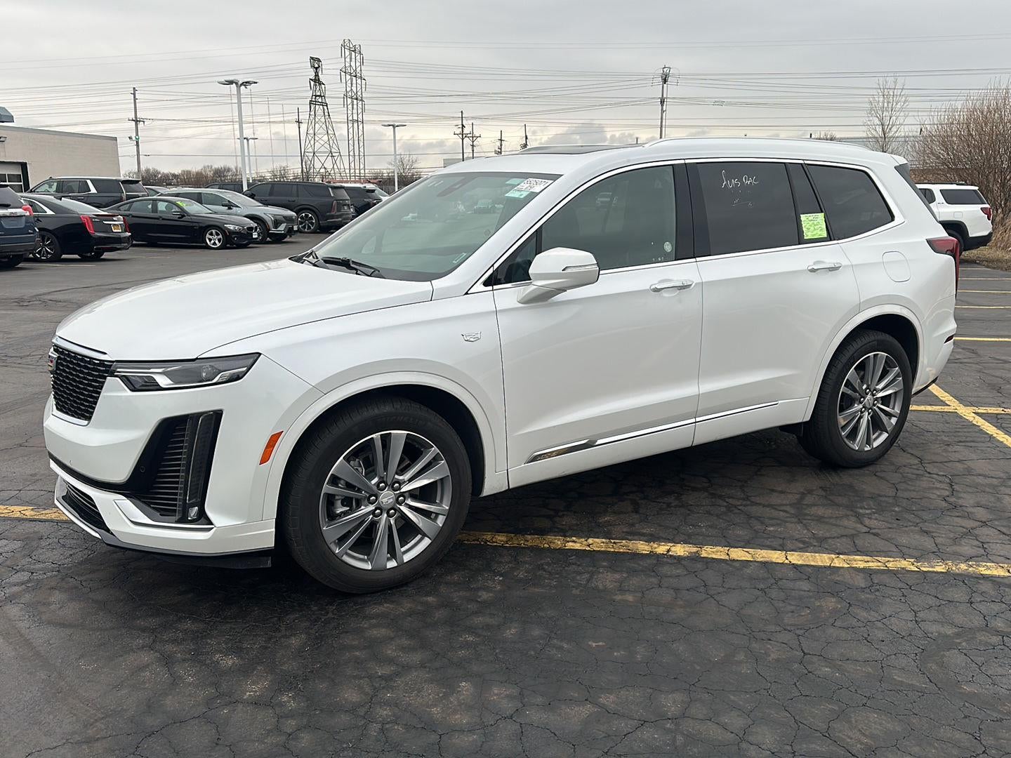 2025 Cadillac XT6 Premium Luxury