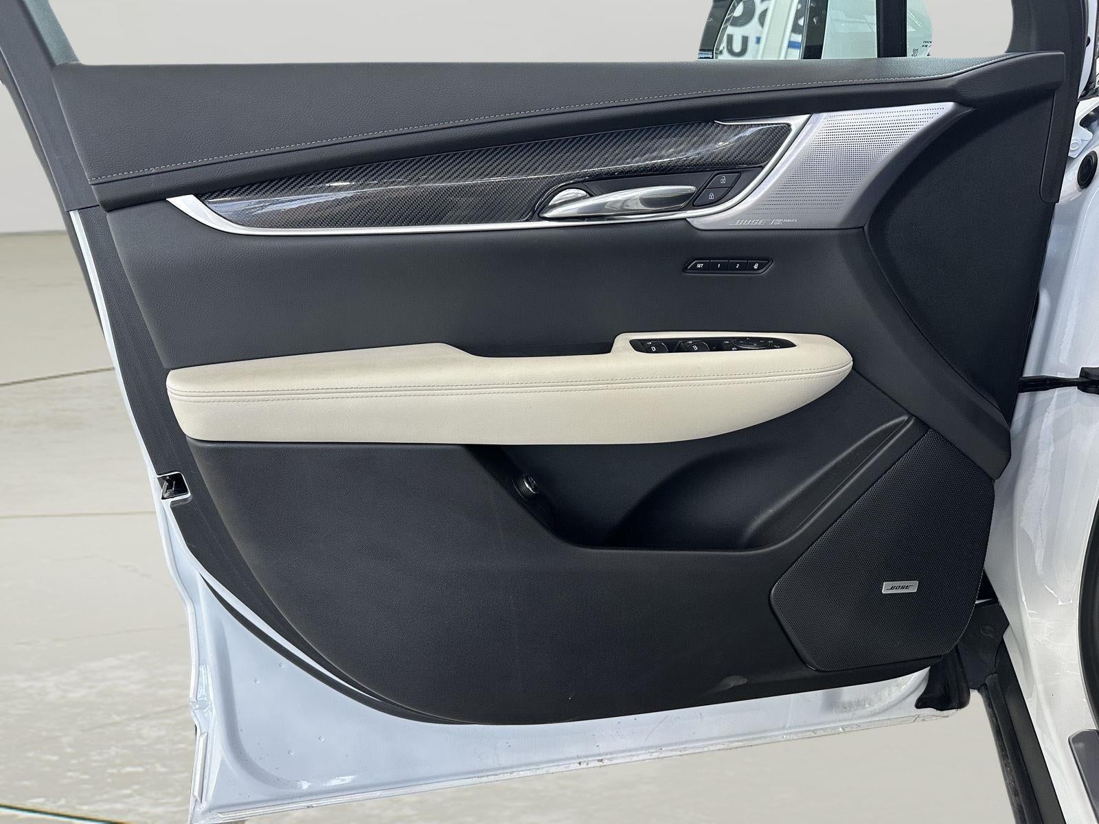 2024 Cadillac XT6 Sport