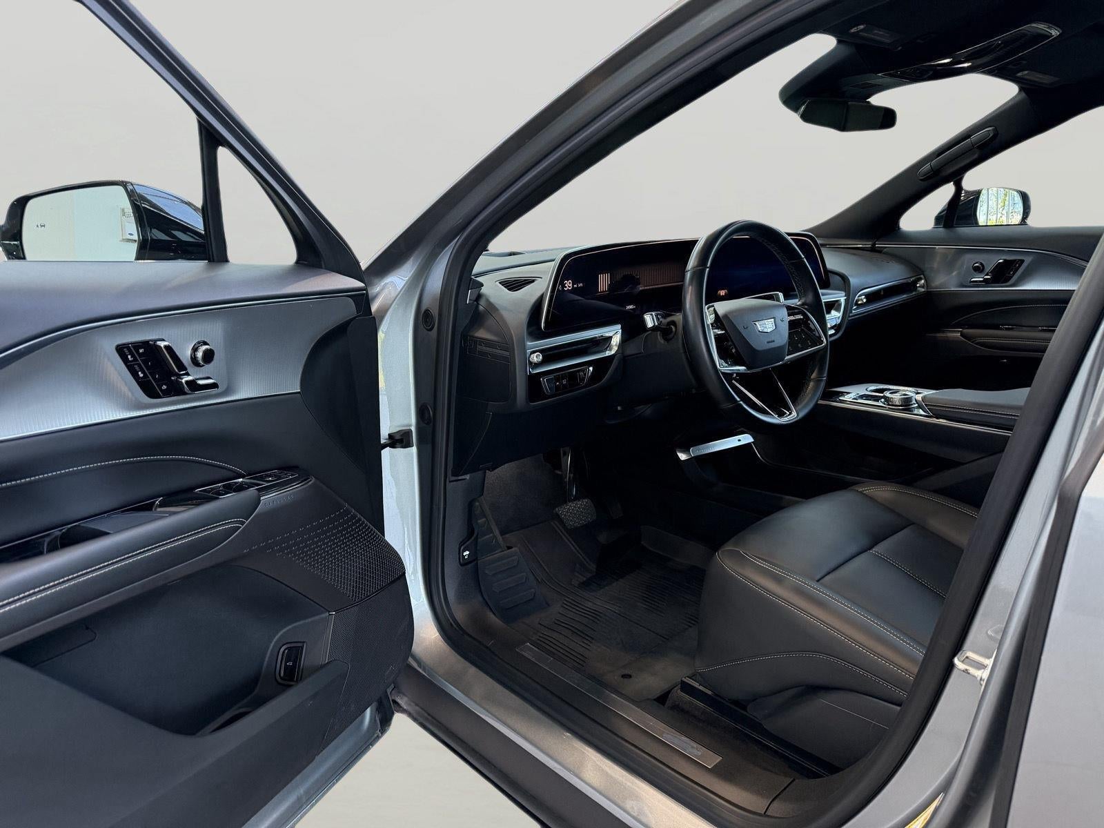 2024 Cadillac LYRIQ Tech