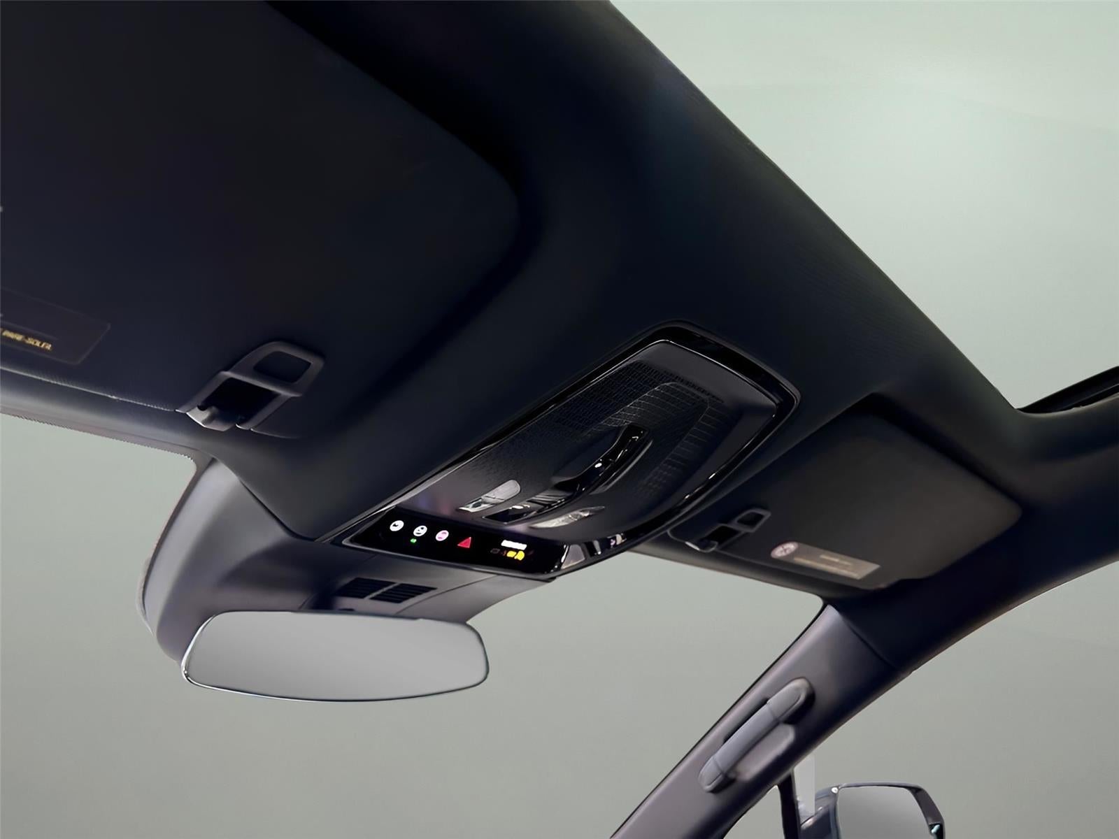 2024 Cadillac LYRIQ Luxury 1