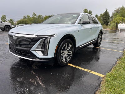 2024 Cadillac LYRIQ Luxury 2