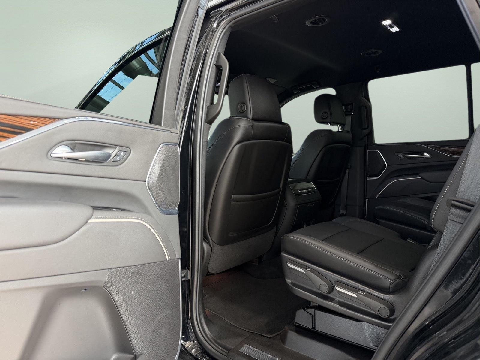 2024 Cadillac Escalade Luxury