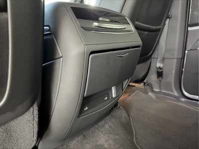 2024 Cadillac Escalade Luxury