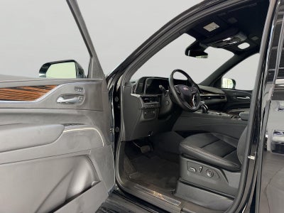 2024 Cadillac Escalade Luxury