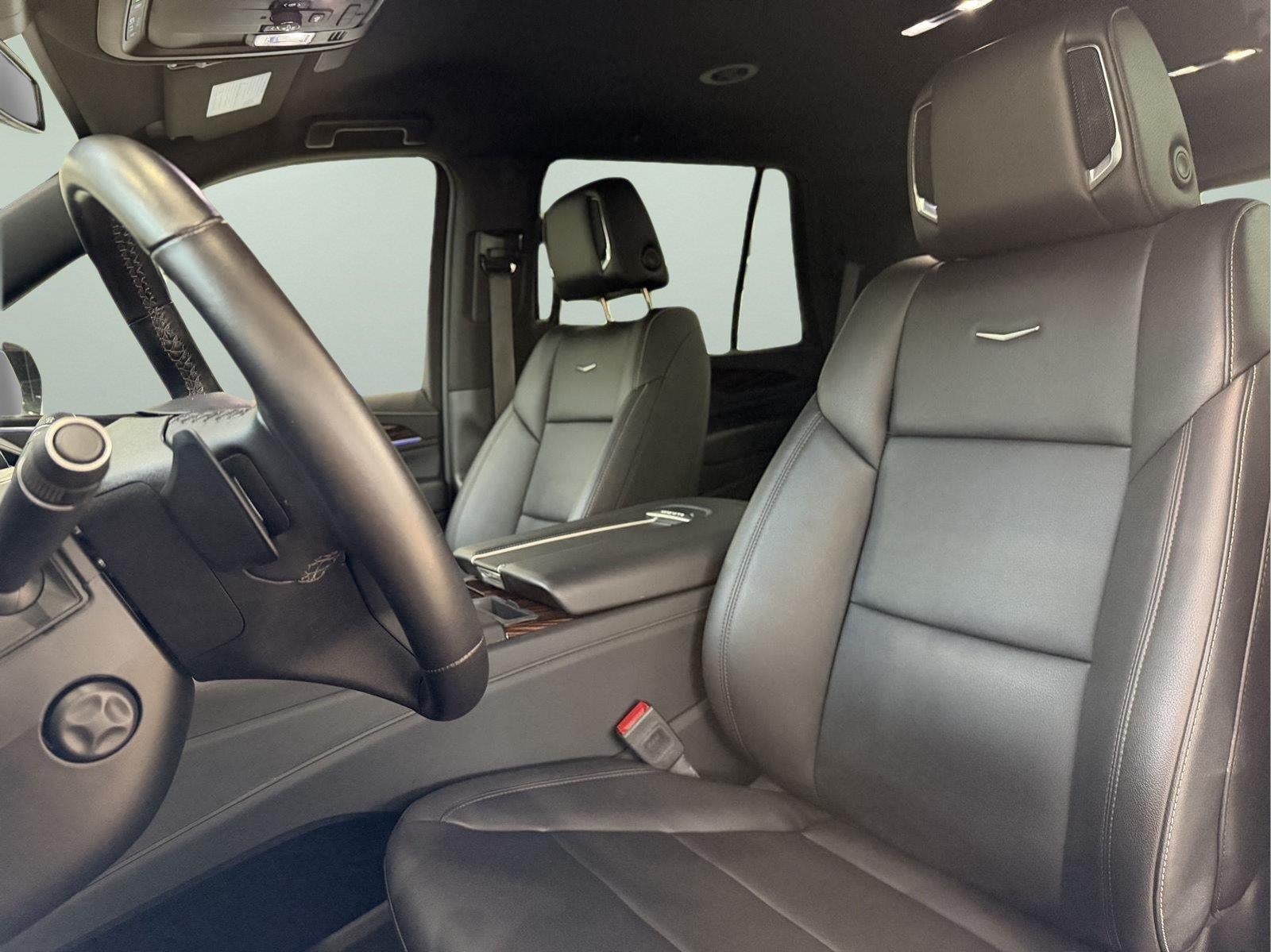 2024 Cadillac Escalade Luxury
