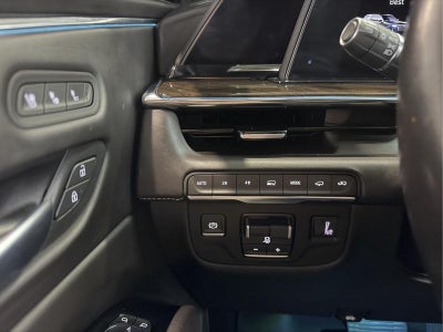 2023 Cadillac Escalade 4WD Sport Platinum