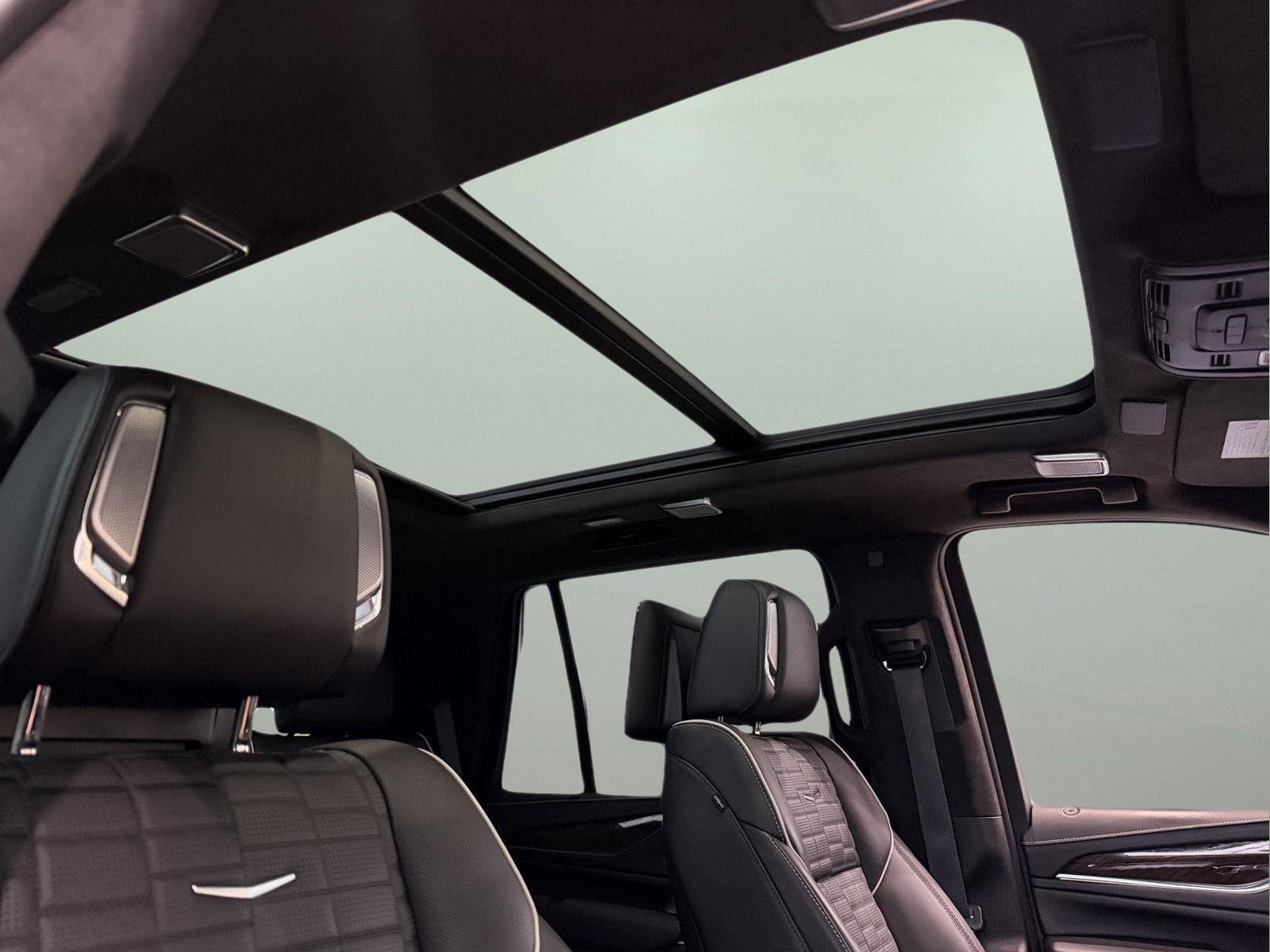 2023 Cadillac Escalade 4WD Sport Platinum