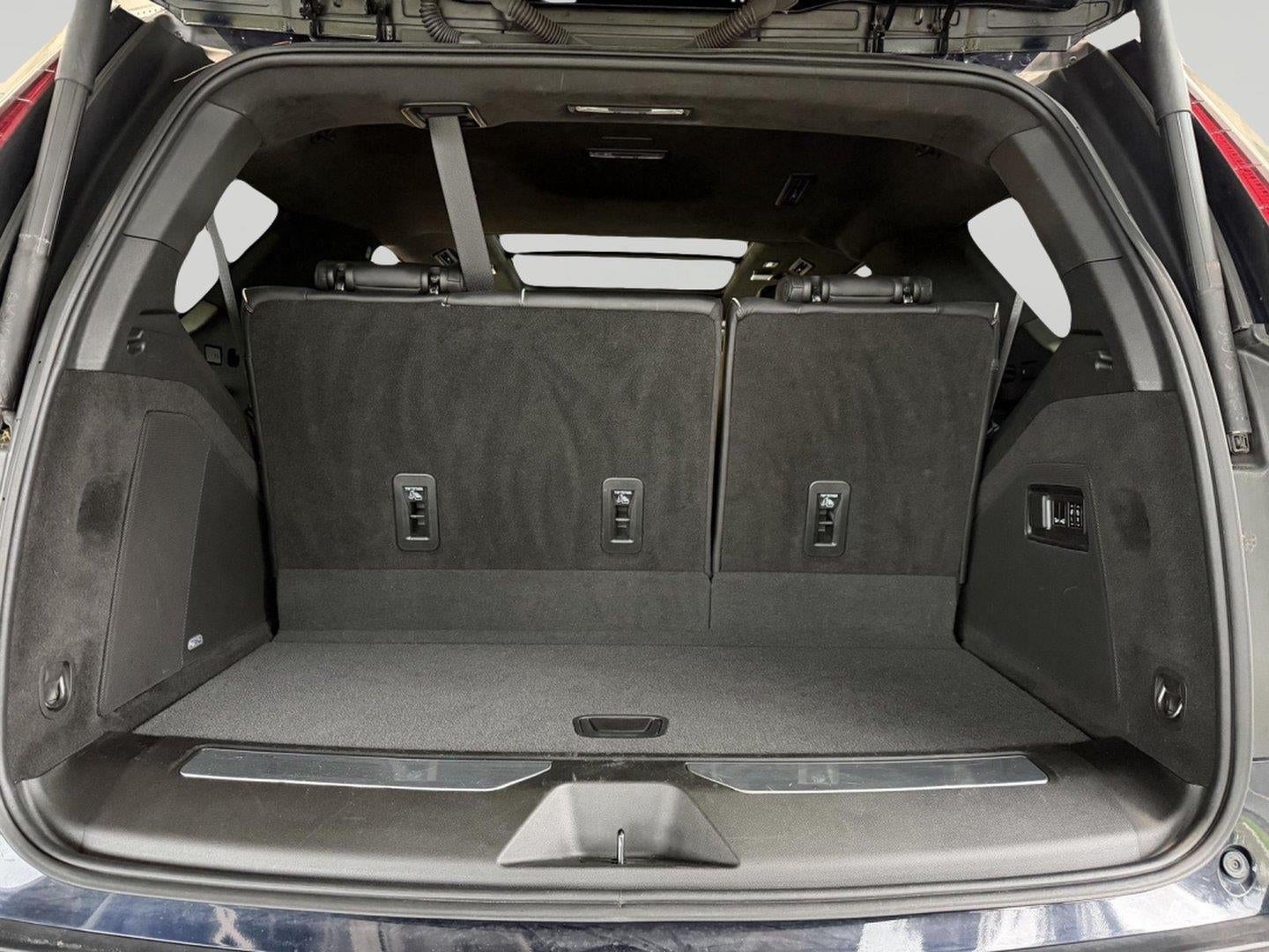 2023 Cadillac Escalade 4WD Sport Platinum