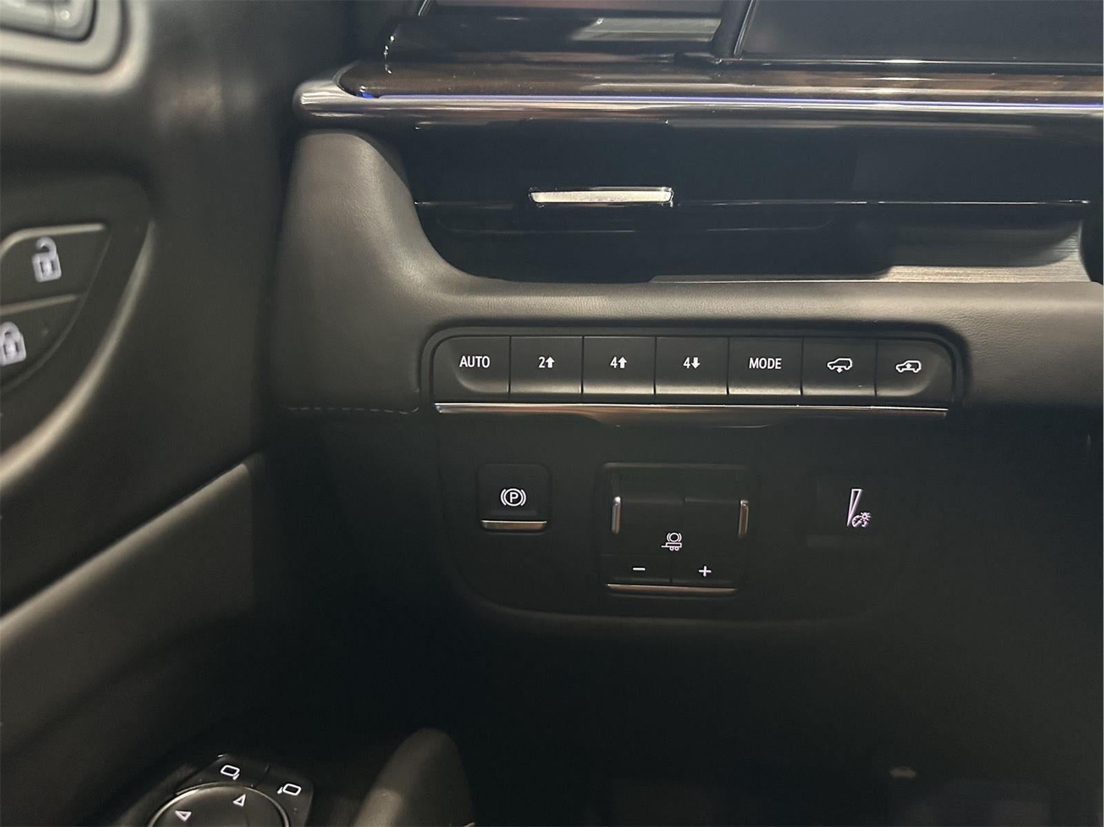 2024 Cadillac Escalade Sport Platinum