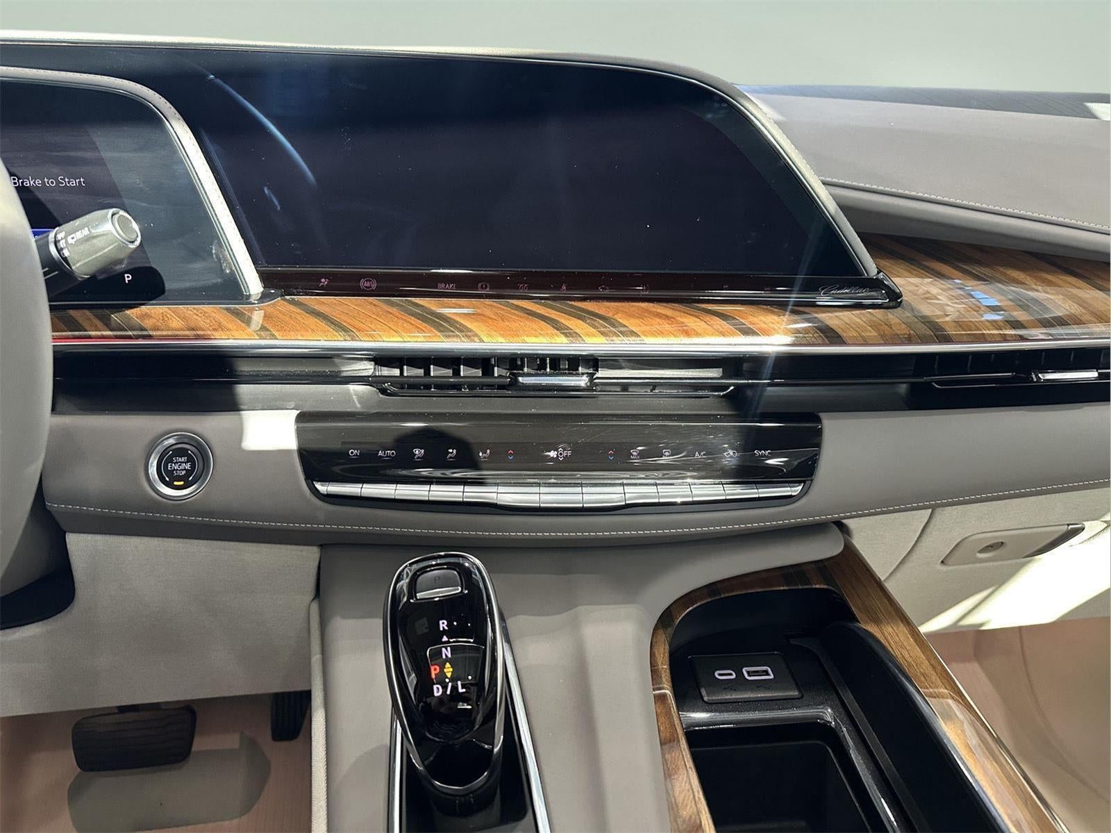 2024 Cadillac Escalade Sport Platinum