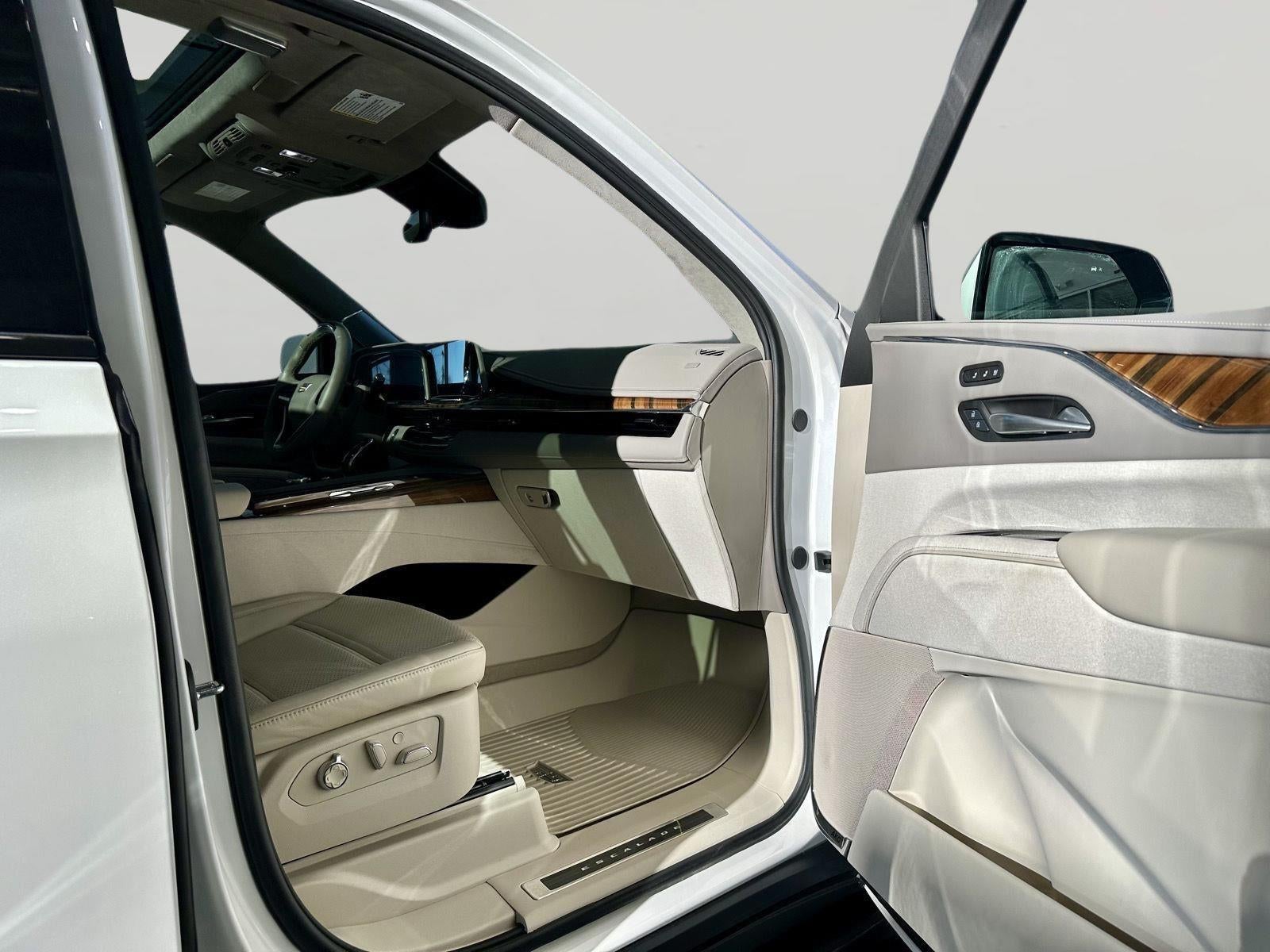 2024 Cadillac Escalade Sport Platinum