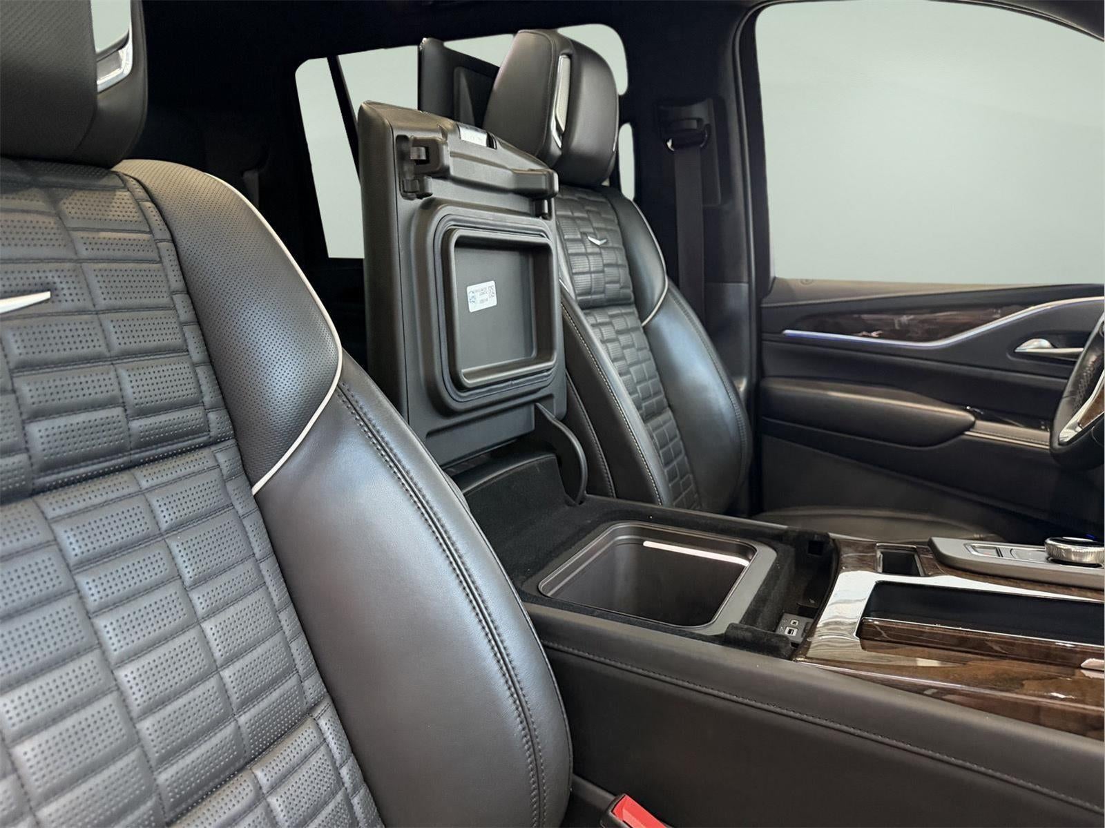 2022 Cadillac Escalade ESV Premium Luxury Platinum