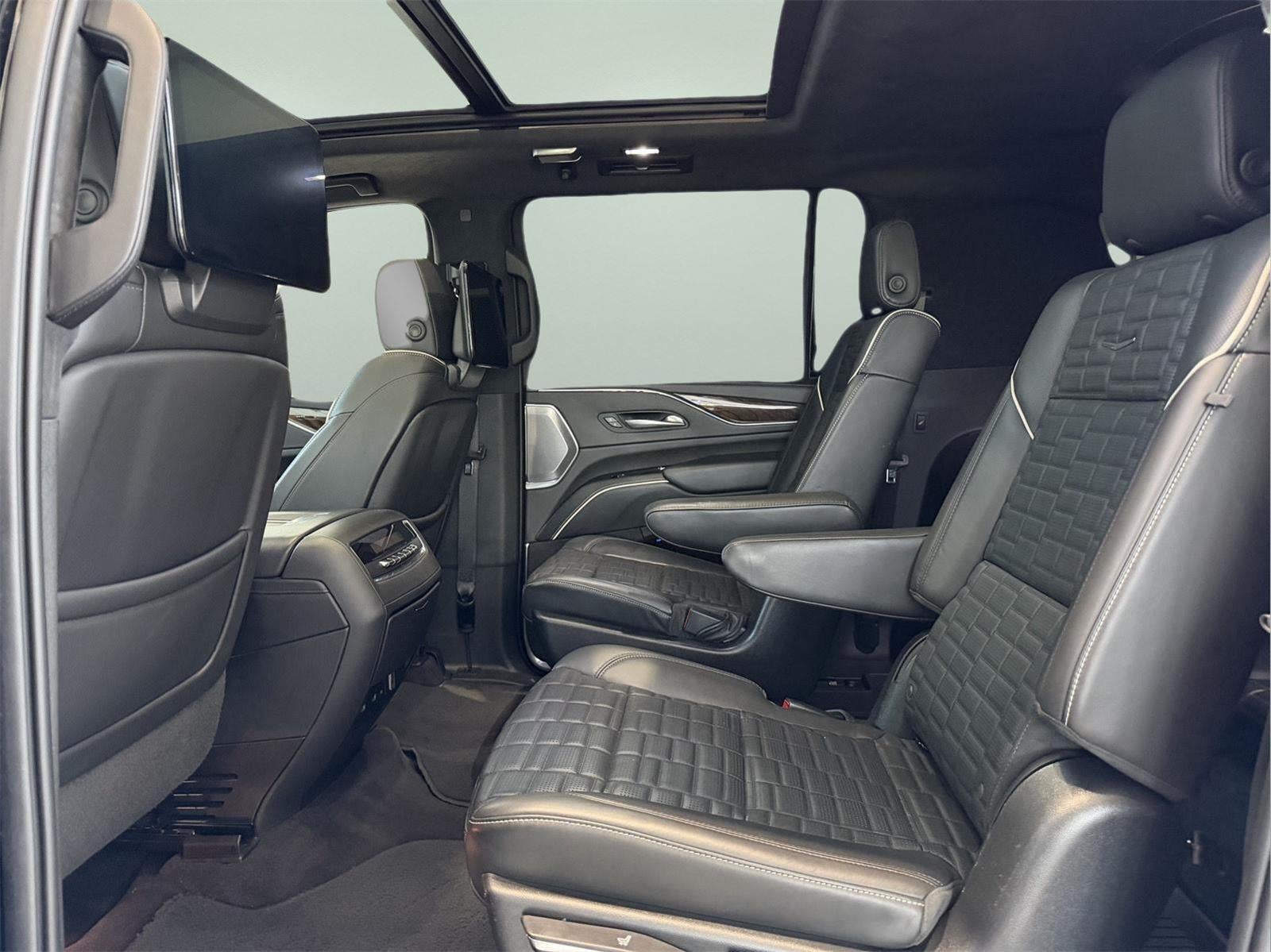 2022 Cadillac Escalade ESV Premium Luxury Platinum