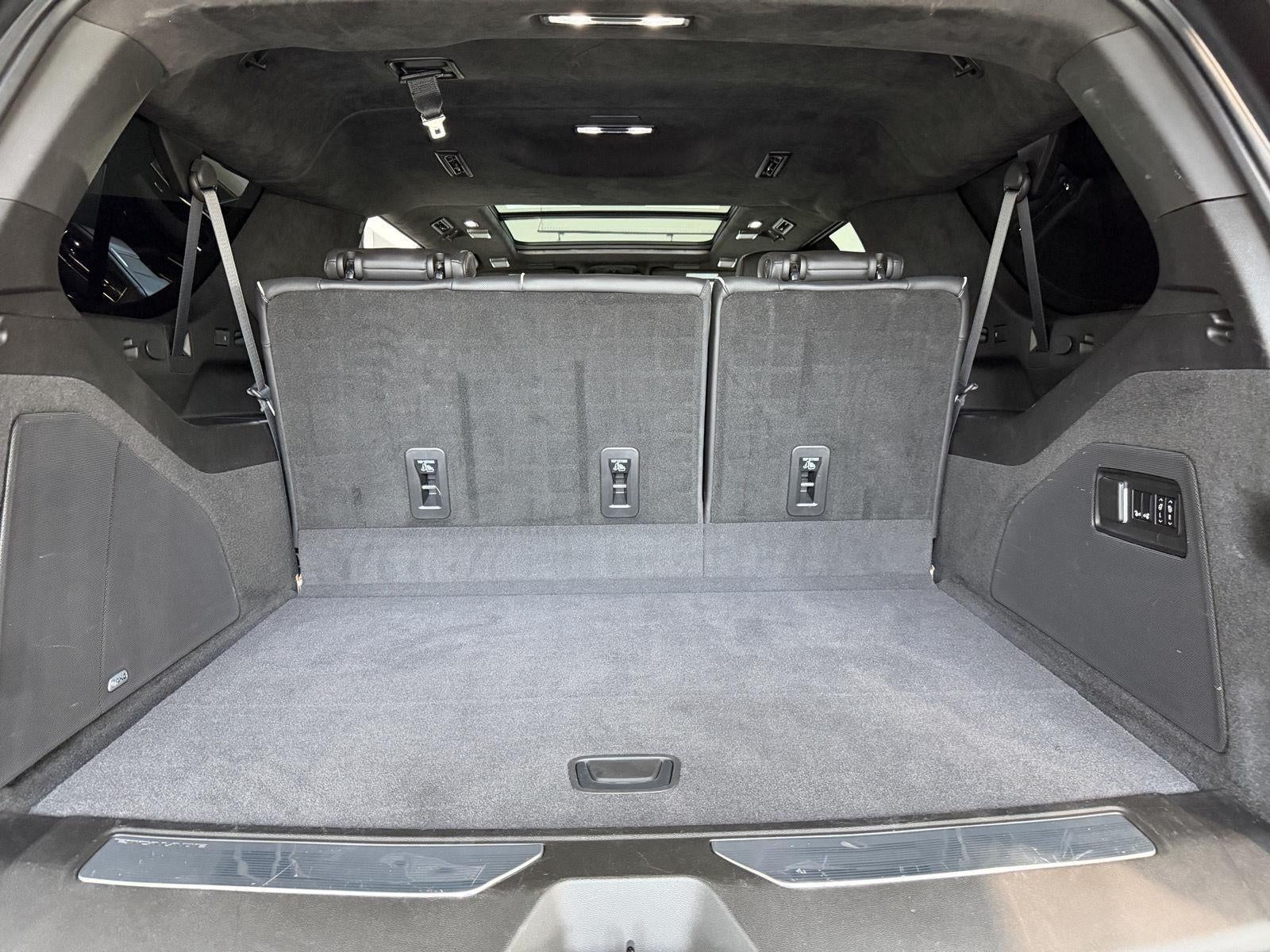 2022 Cadillac Escalade ESV Premium Luxury Platinum