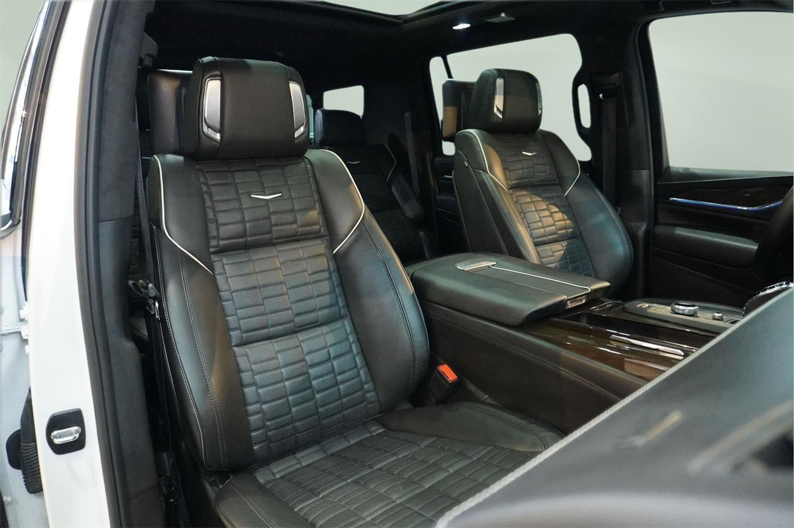 2024 Cadillac Escalade ESV Sport Platinum