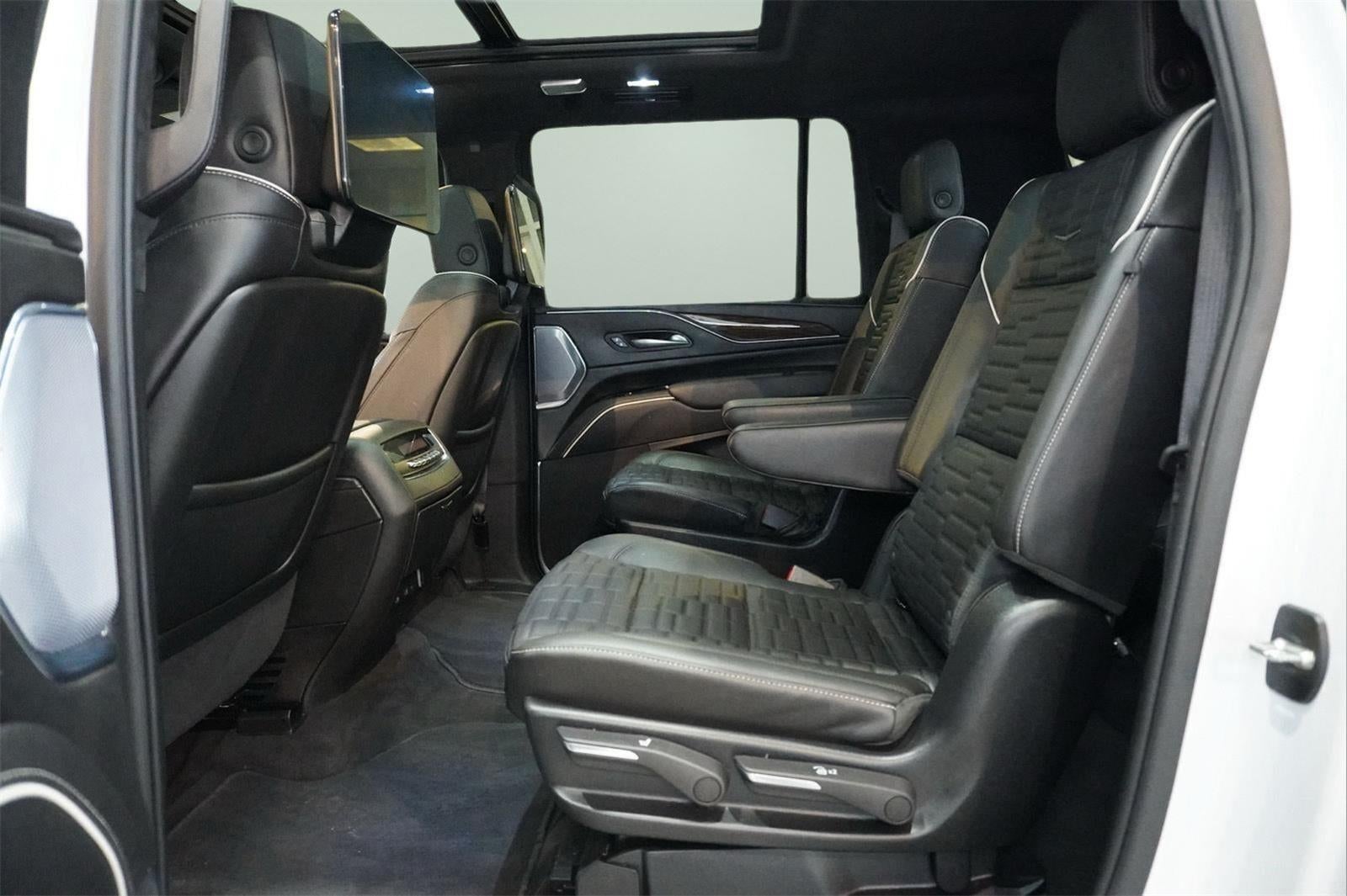 2024 Cadillac Escalade ESV Sport Platinum