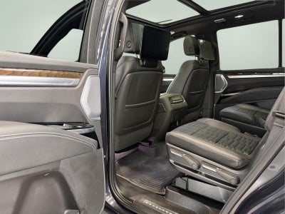 2025 Cadillac Escalade Sport Platinum
