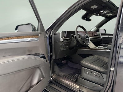 2025 Cadillac Escalade Sport Platinum