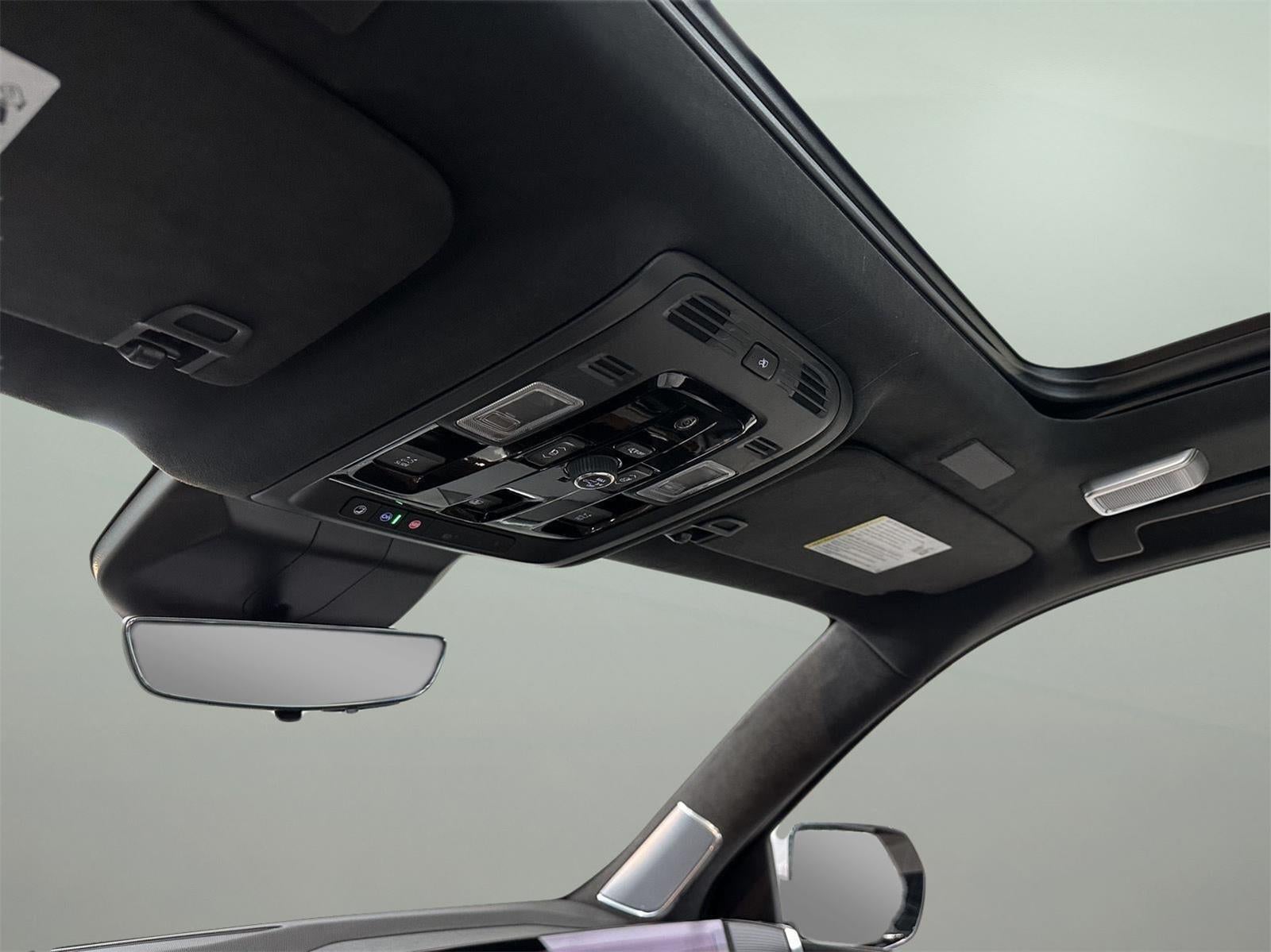 2025 Cadillac Escalade ESV Sport Platinum