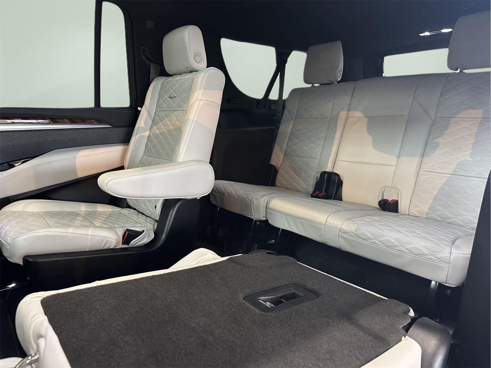 2025 Cadillac Escalade ESV Sport Platinum