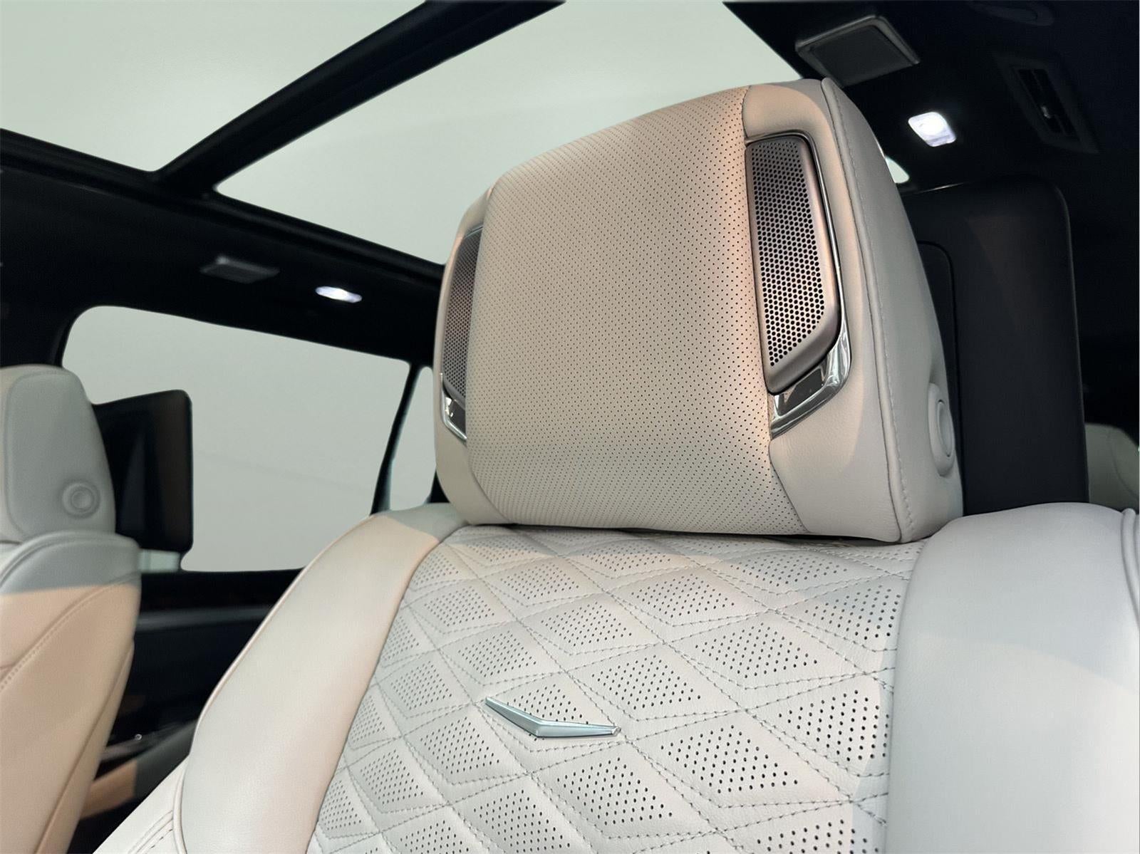 2025 Cadillac Escalade ESV Sport Platinum