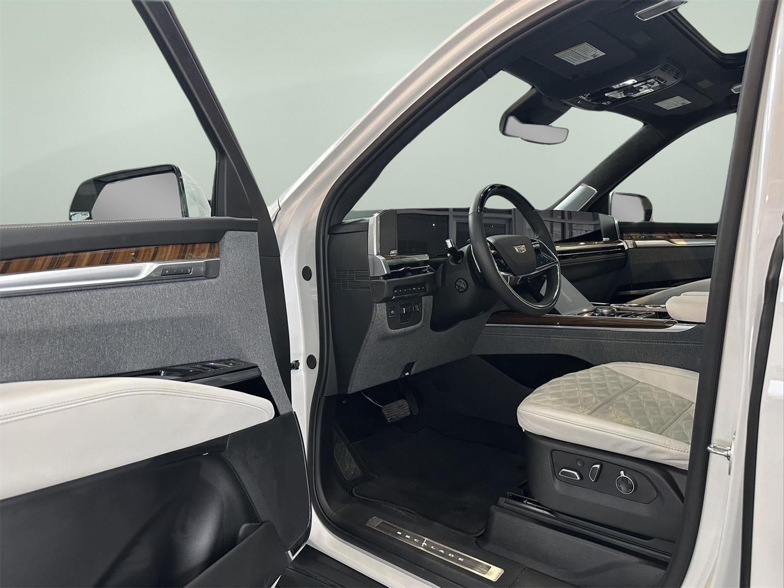 2025 Cadillac Escalade ESV Sport Platinum