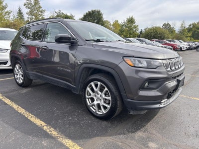 2022 Jeep Compass Latitude Lux