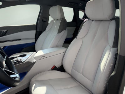 2025 Cadillac OPTIQ Luxury 1