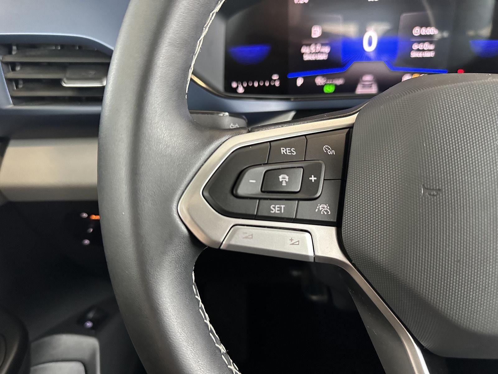 2023 Volkswagen Taos SE