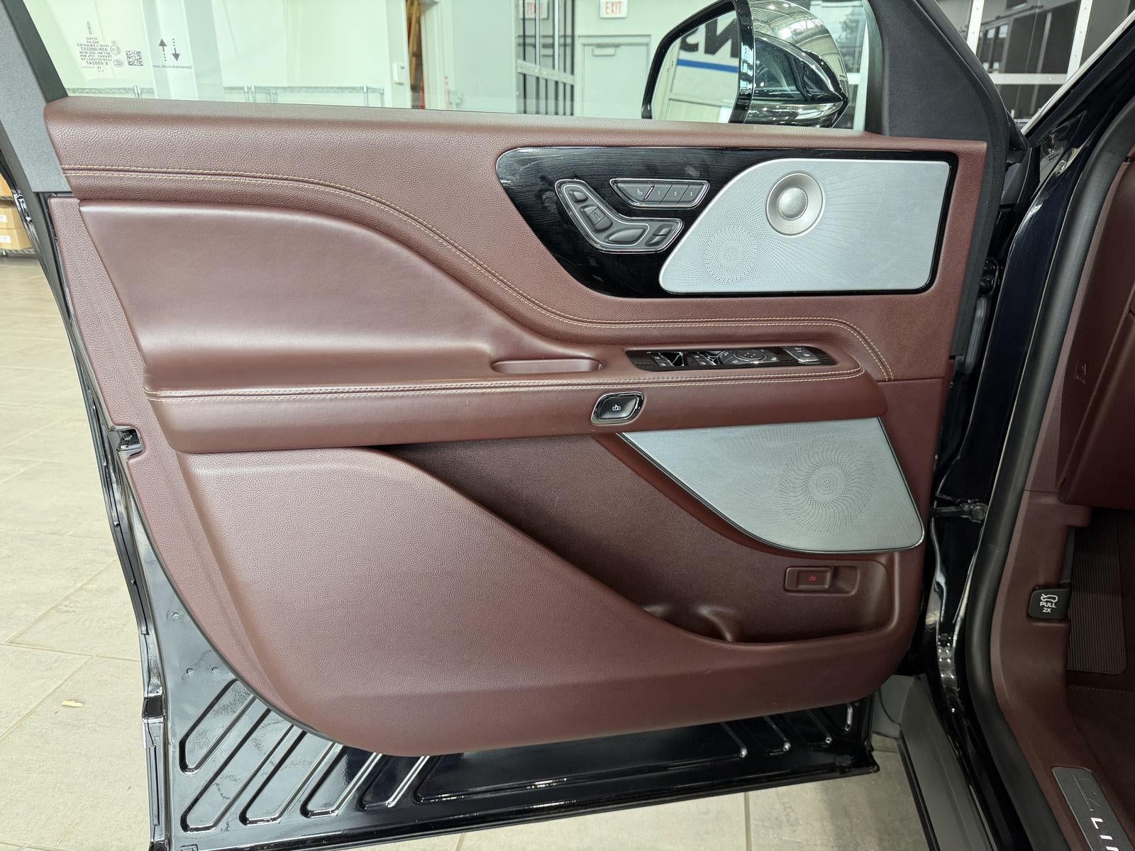 2020 Lincoln Aviator Black Label