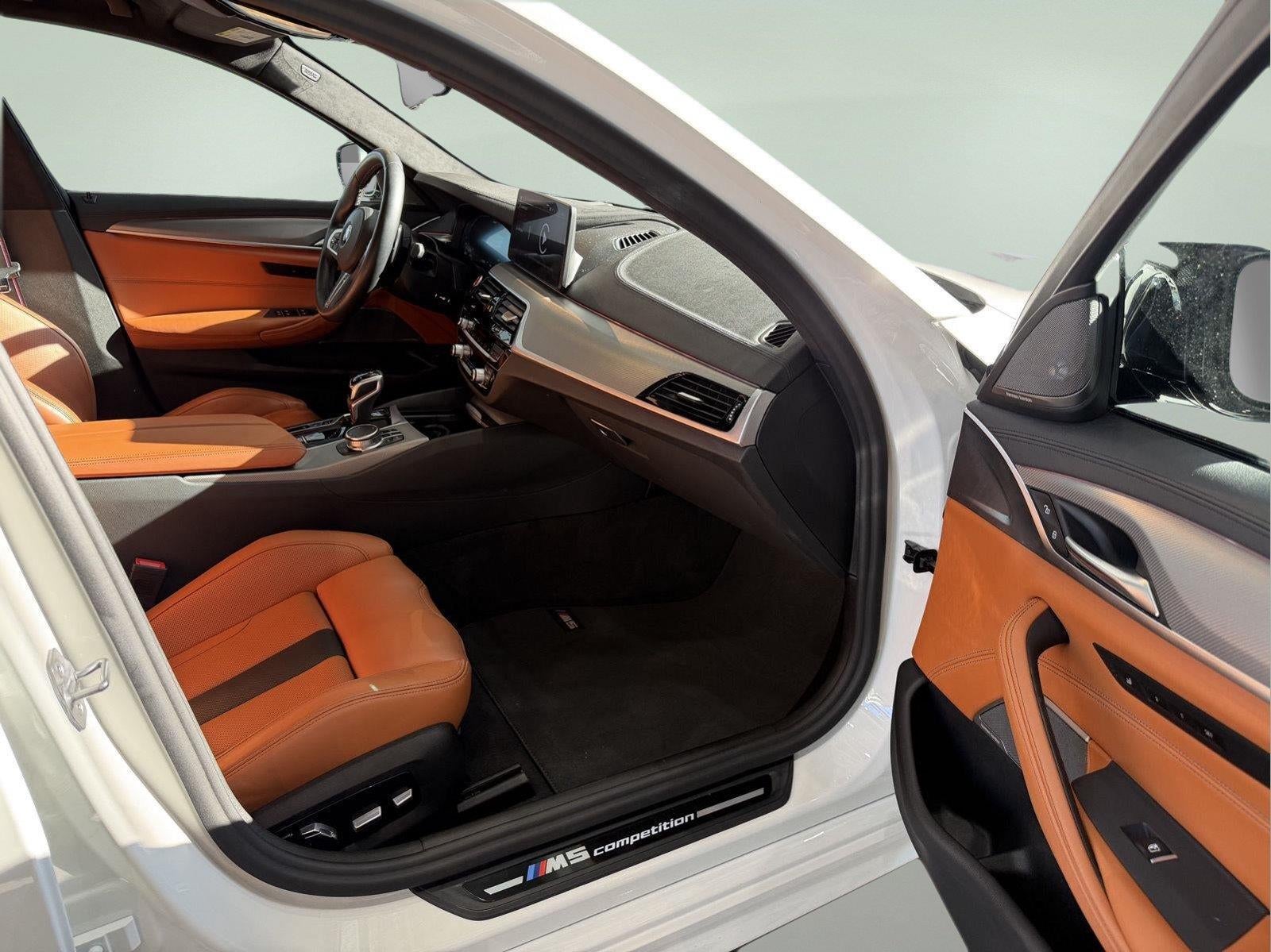 2023 BMW M5 Sedan