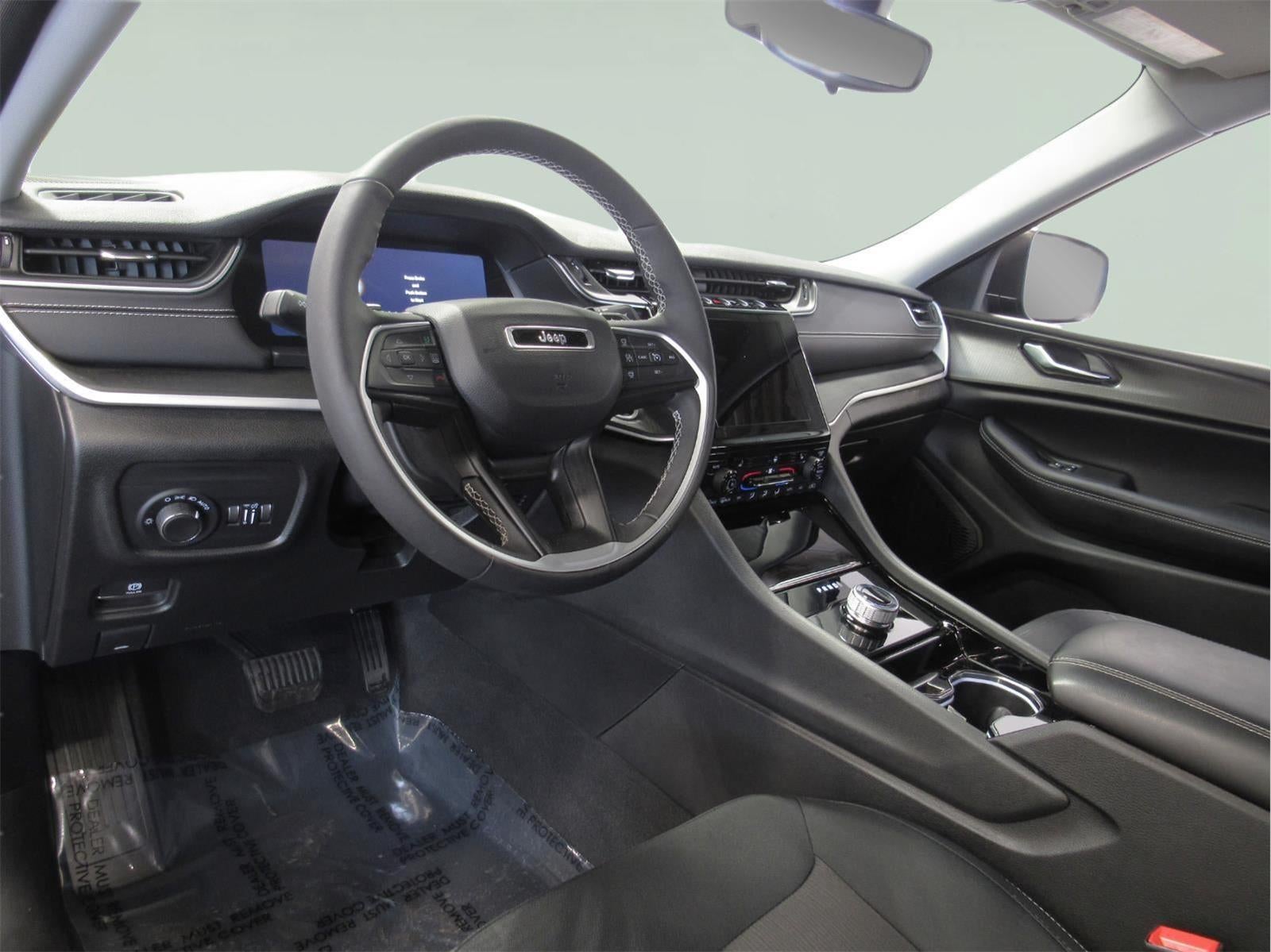 2023 Jeep Grand Cherokee Laredo