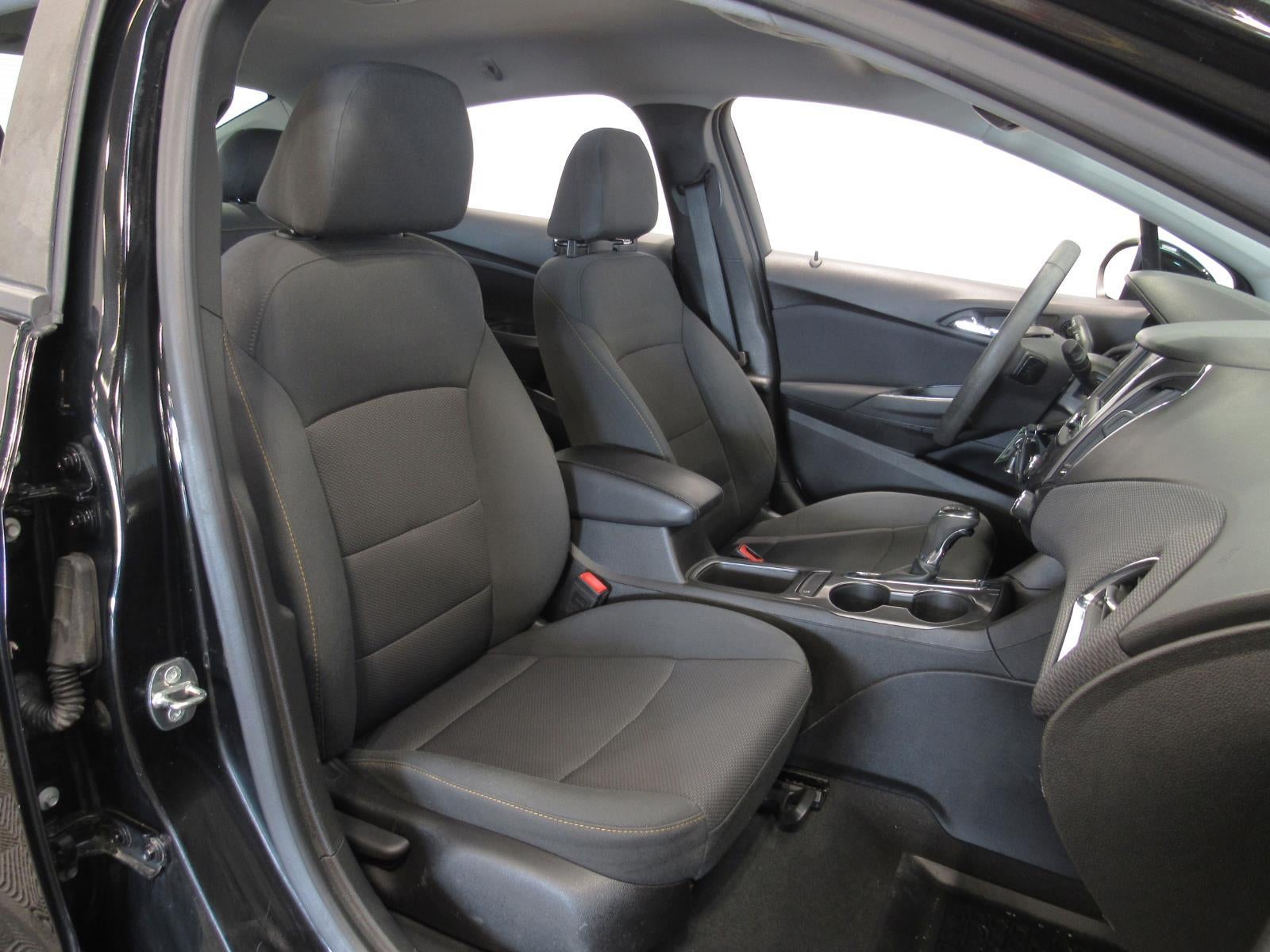 2019 Chevrolet Cruze LS