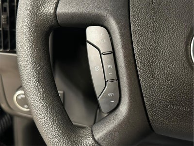 2025 Chevrolet Express Passenger 3500 1LT