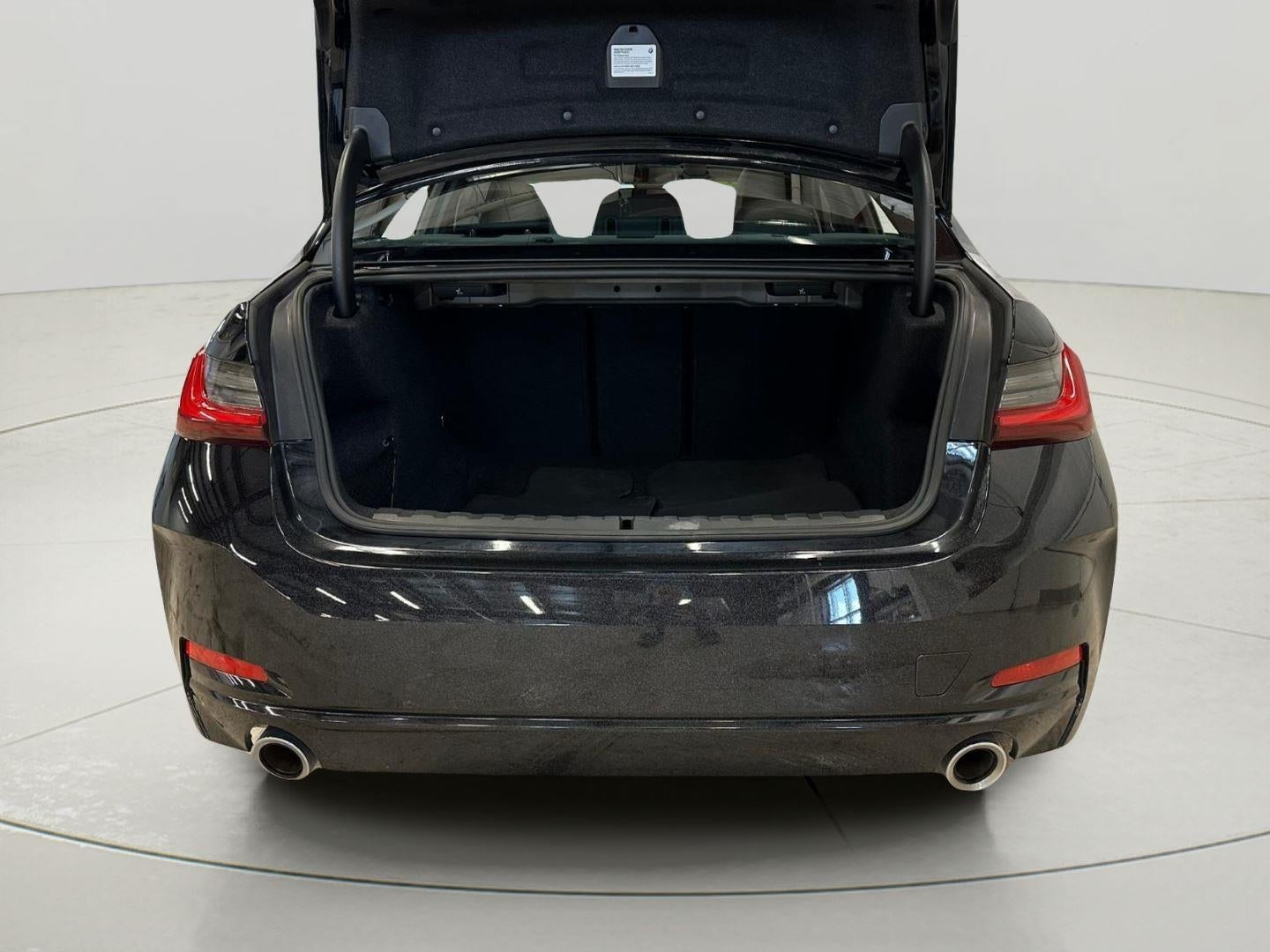 2025 BMW 3 Series 330i xDrive