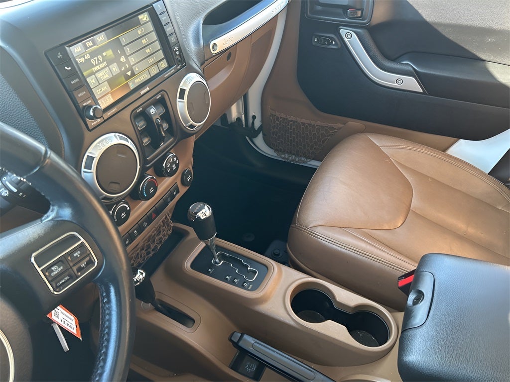 2016 Jeep Wrangler Unlimited Sahara CARBRAVO CERTIFIED!