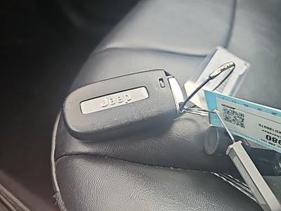 2019 Jeep Cherokee Latitude Plus Fresh Trade! Low Miles, Android Auto& Apple Carpla