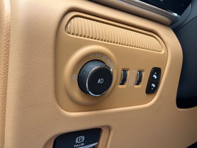 2022 Jeep Grand Wagoneer Series III