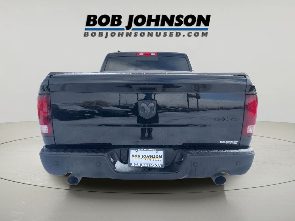 2024 RAM 1500 Classic Warlock HEMI 5.7L