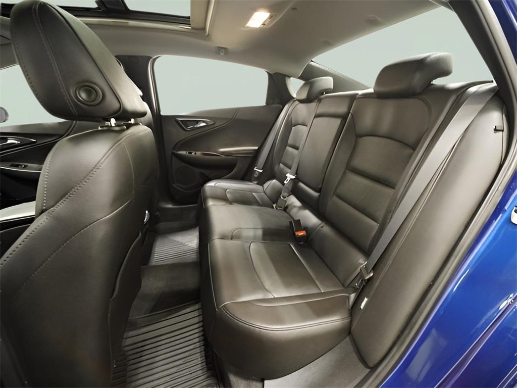 2019 Chevrolet Malibu LT w/ Leather & Sunroof *CarBravo Certified*